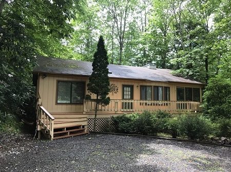 Woodlands Cabin