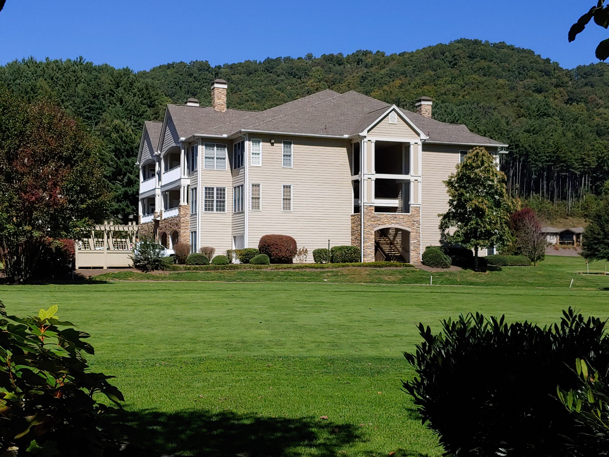 Cabins & Vacation Rentals Maggie Mountain Vacations