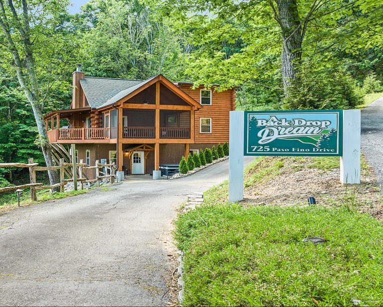 Cabins & Vacation Rentals - Maggie Mountain Vacations