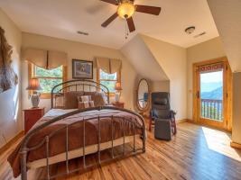 Appalachian-View-Bedroom-2-facing-Balcony