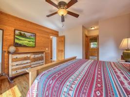 Appalachian-View-Master-Bedroom-Facing-Bathroom