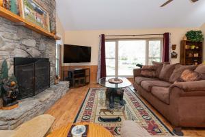 23-View-to-Fireplace-in-Living-Space