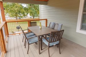 Outside-Dining-on-Front-Porch