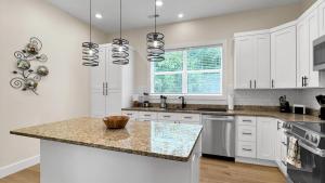 12-Open-Kitchen