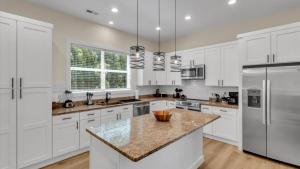 13-Open-Kitchen-View-2