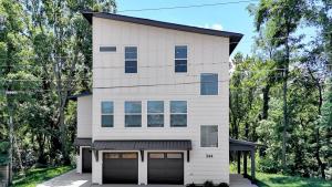 2-Exterior-of-Home