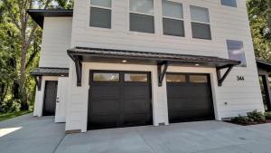 39-Two-Car-Garage
