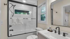 45-Office-Full-Bath