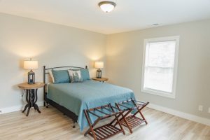 Minnies-Upstairs-2nd-Bedroom