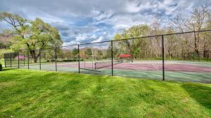 Club-Tennis-Courts