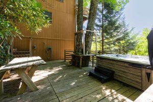 Hot-Tub-Deck-View